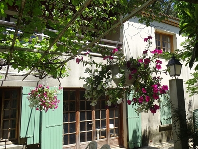 Vente maison 11 pièces 268 m² Villeneuve-Lès-Avignon (30400)