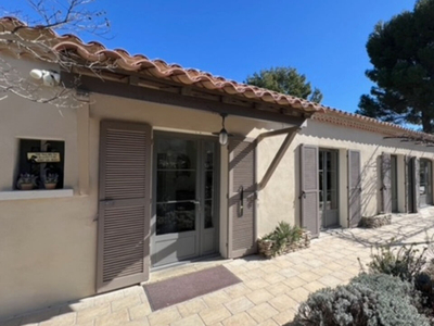 Vente maison 7 pièces 150 m² Maubec (84660)