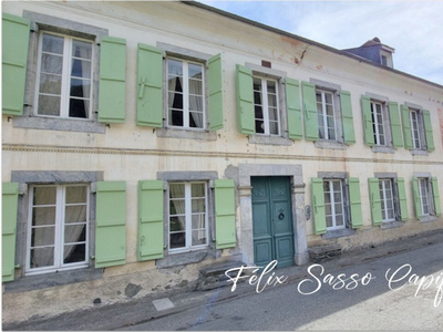 Vente maison 7 pièces 260 m² Luz-Saint-Sauveur (65120)
