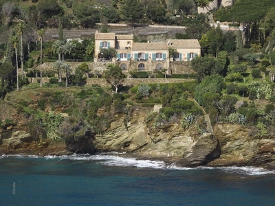 Villa de 10 pièces de luxe en vente Rayol-Canadel-sur-Mer, Provence-Alpes-Côte d'Azur