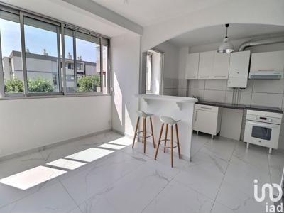 Appartement 1 pièce de 32 m² à Marseille (13013)