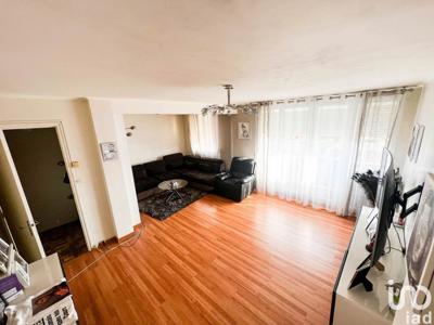 Appartement 4 pièces de 64 m² à Le Petit-Quevilly (76140)