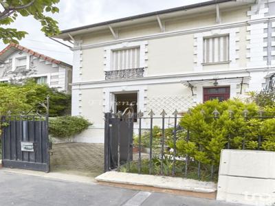 Maison 5 pièces de 139 m² à Colombes (92700)