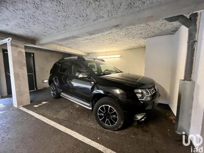 Parking/garage/box de 15 m² à La Rochelle (17000)