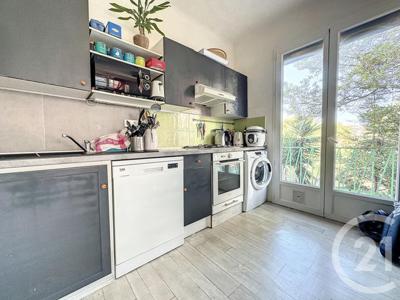 appartement à vendre 4 pièces - 74,46mSETE - 34