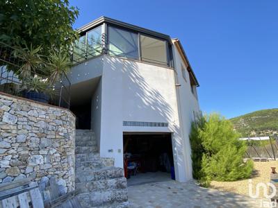 Maison 6 pièces de 155 m² à Solliès-Toucas (83210)