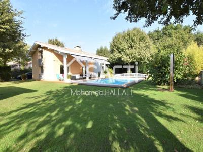 Vente maison 6 pièces 190 m² Gujan-Mestras (33470)