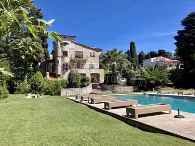 6 room luxury Villa for sale in Antibes, French Riviera