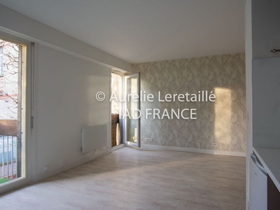 Appartement 1 pièce de 25 m² à Les Lilas (93260)
