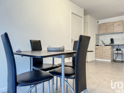 Appartement 2 pièces de 33 m² à Sète (34200)