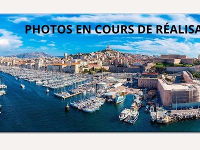 Appartement 3 pièces de 72 m² à Marseille (13002)