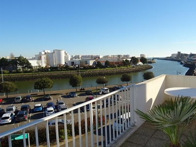Appartement vue sur l'entrée du port, quartier de la Chaume aux Sables d'Olonne