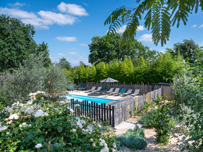 Gîte Pujaudrine climatisé avec piscine terrasse et jardin proche de Toulouse et Colomiers portes du Gers