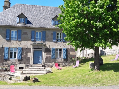 Grande maison familiale pour 12 personnes proche de la station de ski du Lioran (Cantal Auvergne) La Grange Basse