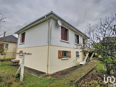 Maison 6 pièces de 92 m² à Villeneuve-sur-Yonne (89500)