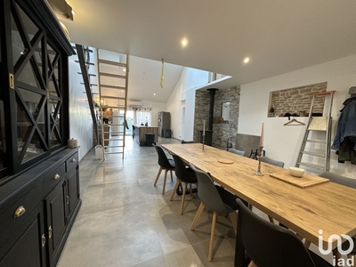 Maison 6 pièces de 185 m² à Sailly-Achâtel (57420)