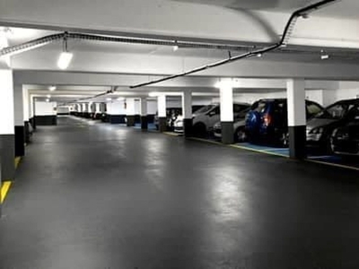 Parking/garage/box de 15 m² à Meaux (77100)