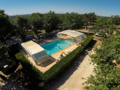 Proche Sarlat maison piscine couverte et chauffée Détente, Nature et Activités en Famille.