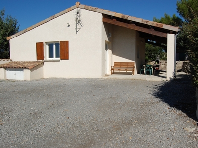 Tilleul - Gîte au sommet du parc avec terrasse et piscines à Joyeuse en Ardèche méridionale