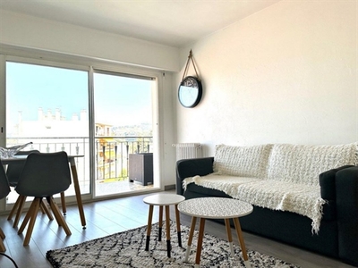 Appartement Cannes 2P - 44 m2 carrez - Dernier étage - Limite Banane