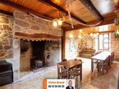 Vente maison 11 pièces 241 m² Valette (15400)