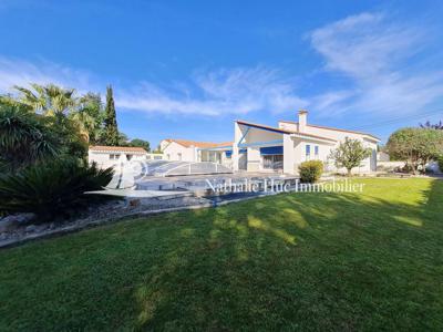 6 room luxury Villa for sale in Perpignan, France
