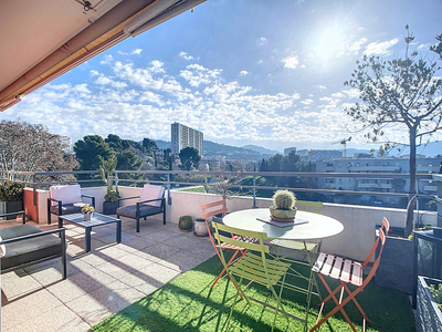 A vendre appartement 5 pièces118 m2 terrasses et double box Marseille 13009