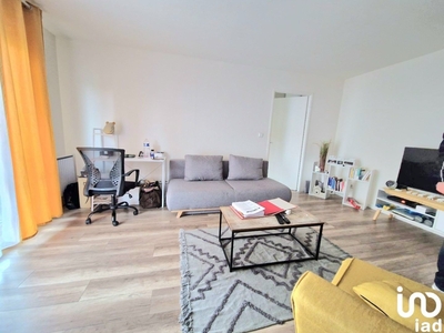 Appartement 2 pièces de 41 m² à Creil (60100)