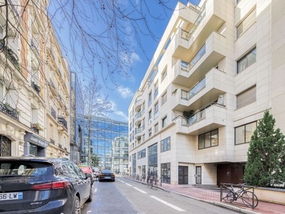 Appartement 4 pièces de 99 m² à Levallois-Perret (92300)