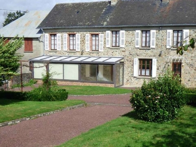 Vente maison 6 pièces 218 m² Saint-Sauveur-Lendelin (50490)