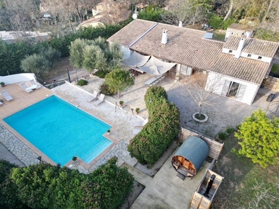 8 room luxury Villa for sale in Saint-Paul-en-Forêt, French Riviera