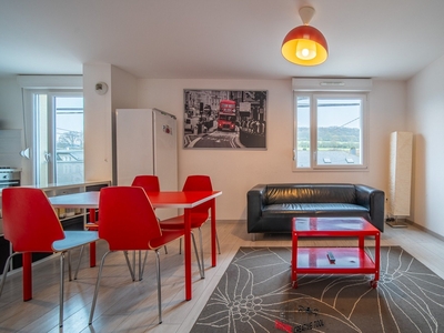 Appartement 4 pièces de 75 m² à Volmerange-les-Mines (57330)