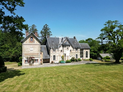 Castle for sale in Rennes, France