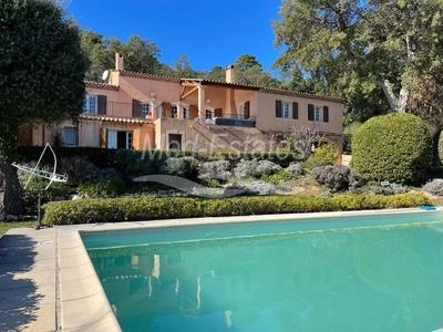 Villa de 4 chambres de luxe en vente La Garde-Freinet, Provence-Alpes-Côte d'Azur
