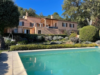 Villa de 4 chambres de luxe en vente La Garde-Freinet, Provence-Alpes-Côte d'Azur