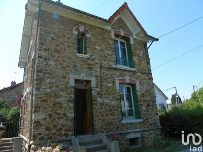 Maison 4 pièces de 72 m² à Villeneuve-le-Roi (94290)
