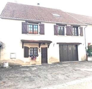 Maison 7 pièces de 168 m² à Bourg (52200)