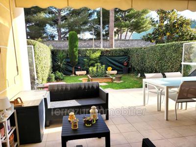 Appartement de 2 chambres de luxe en vente à Golfe-Juan, Provence-Alpes-Côte d'Azur