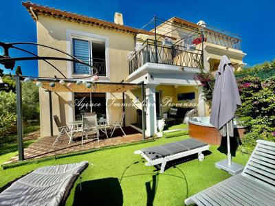 Villa de 4 pièces de luxe en vente Les Issambres, Provence-Alpes-Côte d'Azur