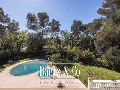 Villa de 6 pièces de luxe en vente 06330, Roquefort-les-Pins, Alpes-Maritimes, Provence-Alpes-Côte d'Azur