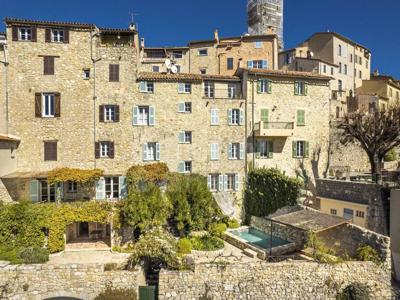 Villa de 6 pièces de luxe en vente Châteauneuf-Grasse, Provence-Alpes-Côte d'Azur