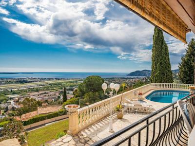 Villa de luxe de 5 pièces en vente Mandelieu, Provence-Alpes-Côte d'Azur