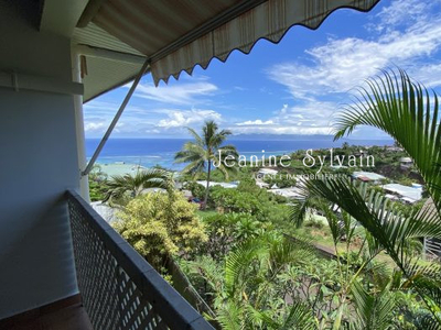 Appartement F4 type maison mitoyenne vue Moorea