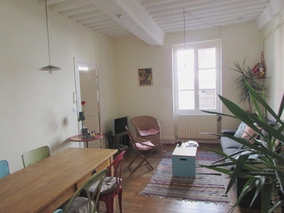 APPARTEMENT T3 - CLUNY