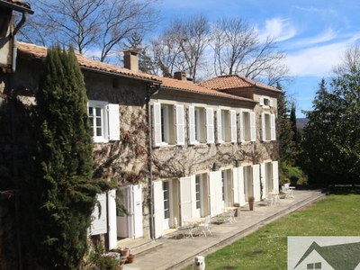 Vente maison 13 pièces 600 m² Troye-d'Ariège (09500)