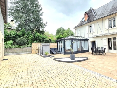 Vente maison 6 pièces 171 m² Pazayac (24120)