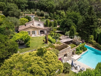 Villa de 9 pièces de luxe en vente Mouans-Sartoux, Provence-Alpes-Côte d'Azur