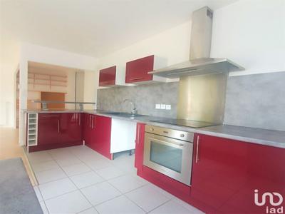 Appartement 3 pièces de 77 m² à Joué-lès-Tours (37300)