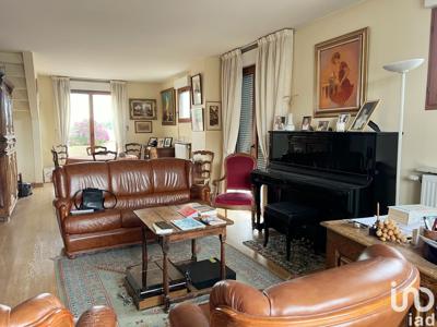Appartement 5 pièces de 115 m² à Compiègne (60200)