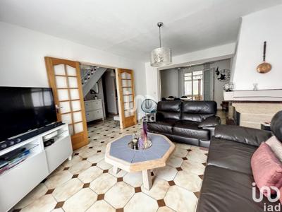 Maison 7 pièces de 165 m² à Ormesson-sur-Marne (94490)